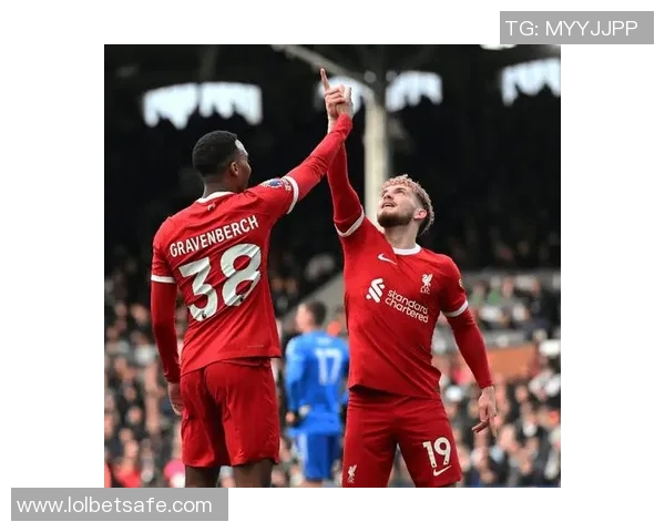 中超精彩对决利物浦逆转曼联引发全场热烈反响战术分析揭秘