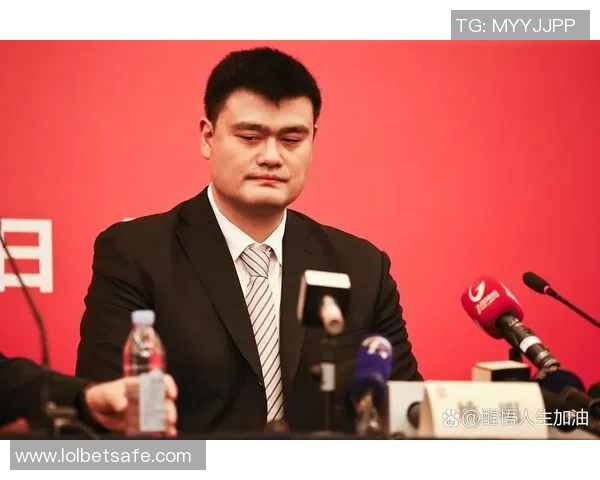 姚明小蓝的篮球梦想与成长历程探秘让我们一起见证传奇的诞生与辉煌