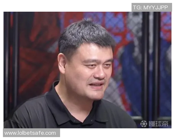 姚明在赛场上的崩溃瞬间揭示了运动员背后的压力与坚持 姚明在赛场上的崩溃瞬间揭示了运动员背后的压力与坚持