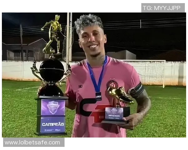 中超赛场惊现冷门莱比锡逆转里昂补时绝杀引发全场狂欢