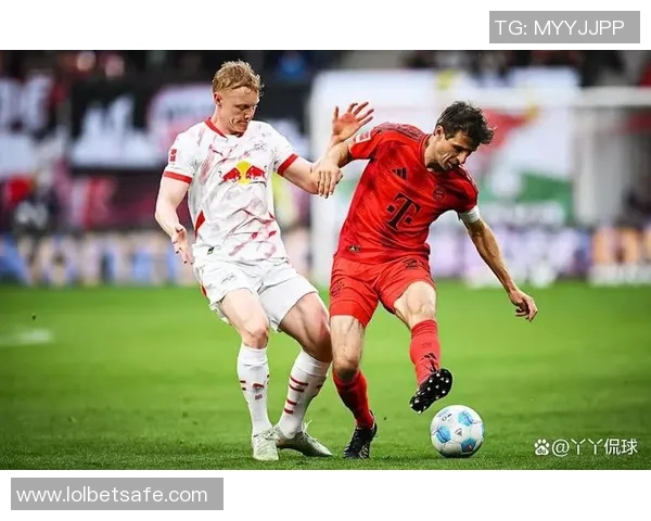 欧联杯激战：拜仁与莱比锡战成平局转会传闻引发热议