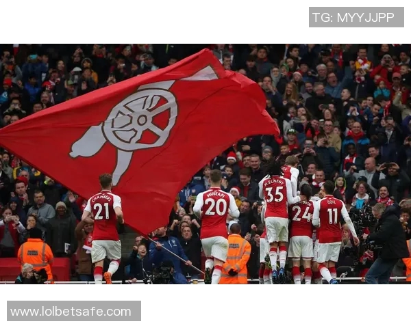 意甲精彩对决阿森纳狂胜曼城四球引爆全场热情 意甲精彩对决阿森纳狂胜曼城四球引爆全场热情