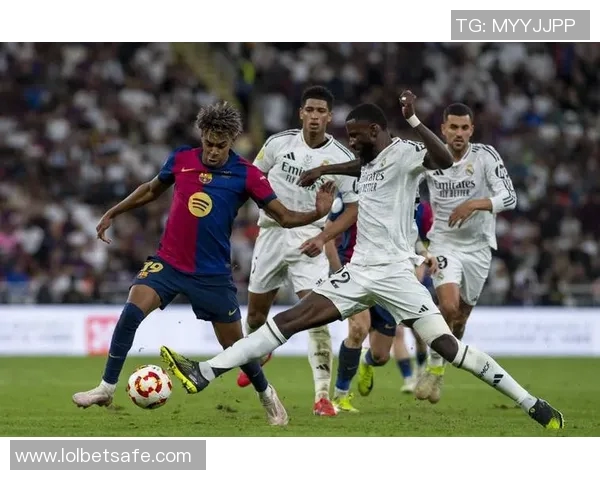 足总杯经典对决巴萨逆转皇马3-2全场沸腾瞬间回顾 足总杯经典对决巴萨逆转皇马3-2全场沸腾瞬间回顾