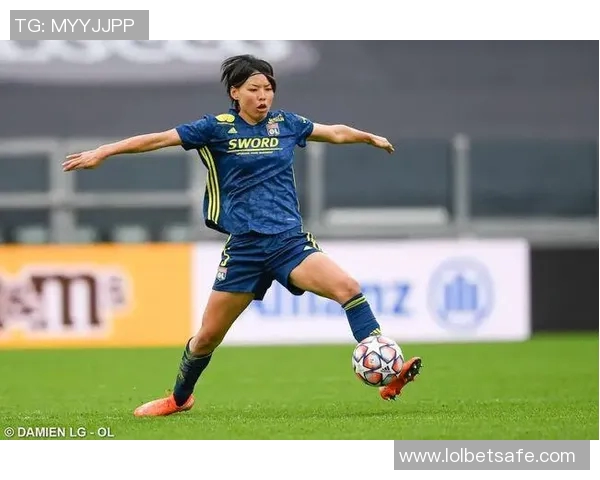 中超精彩对决尤文图斯与里昂战平补时进球引发全场狂欢分析战术细节